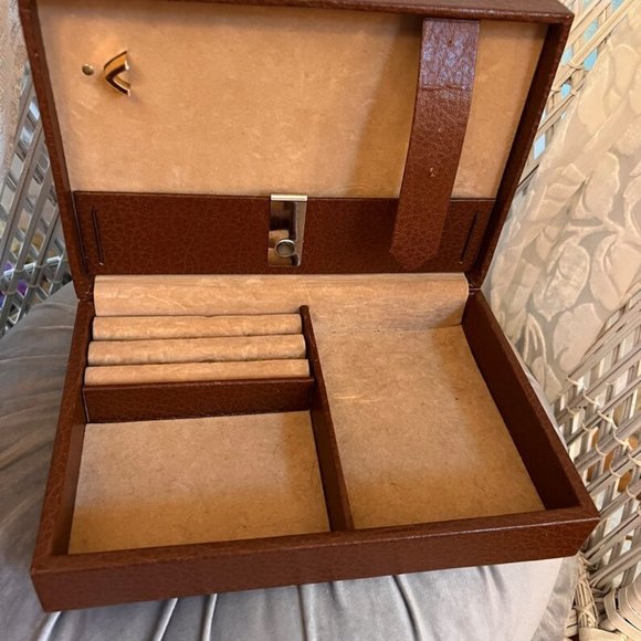 Buxton Vintage 1950’s Mens Accessory Box - Picture 1 of 5